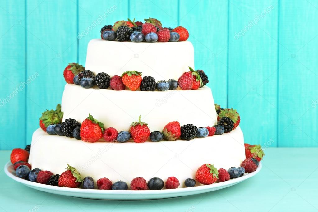 Wedding cake with berries