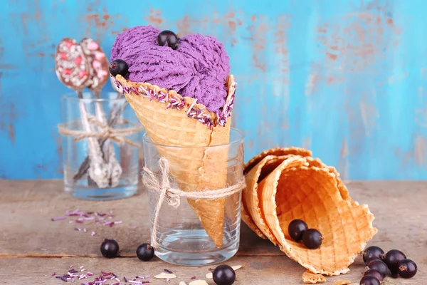 Tasty ice cream — Stock Photo, Image