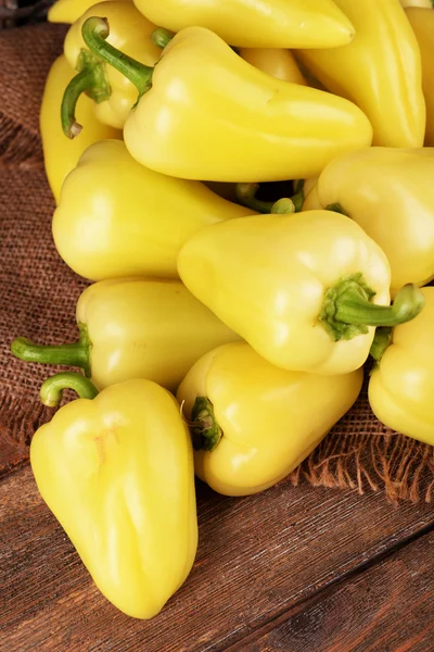 Ripe Yellow peppers — Stock Photo, Image