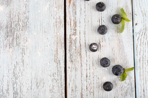 Blueberries on wooden background closeup — Stock Photo, Image