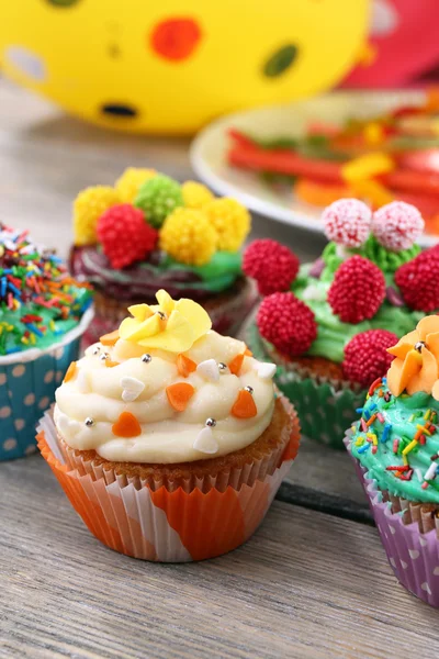 Urodziny cupcakes — Zdjęcie stockowe