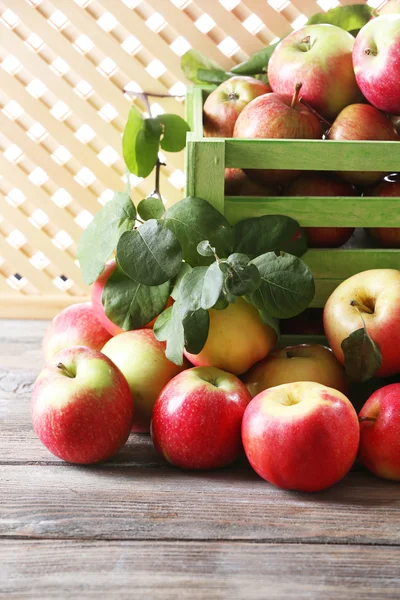 Manzanas jugosas — Foto de Stock