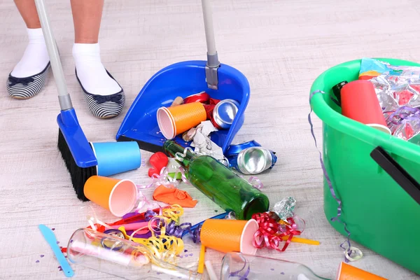 Woman cleaning  floor — Stock Photo, Image