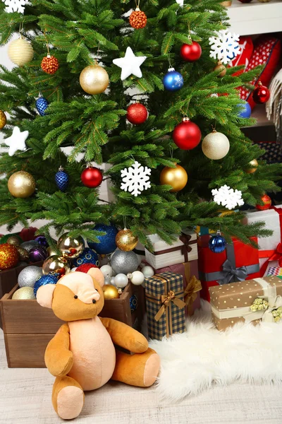 Viele Weihnachtsgeschenke — Stockfoto