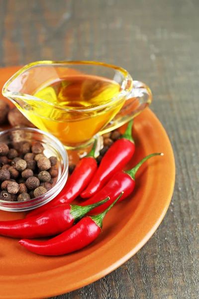Kryddor och olivolja — Stockfoto