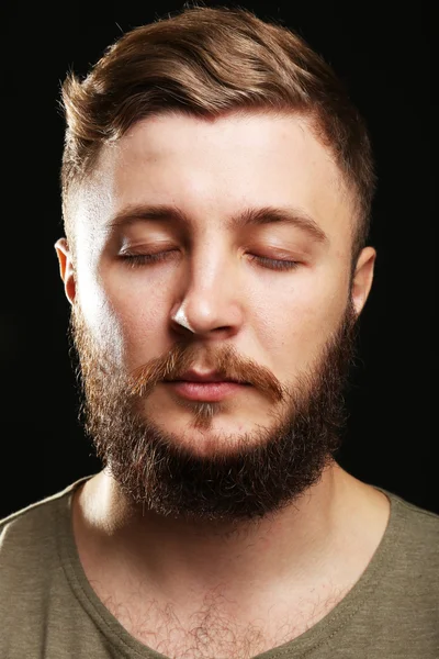 Homem bonito com barba — Fotografia de Stock