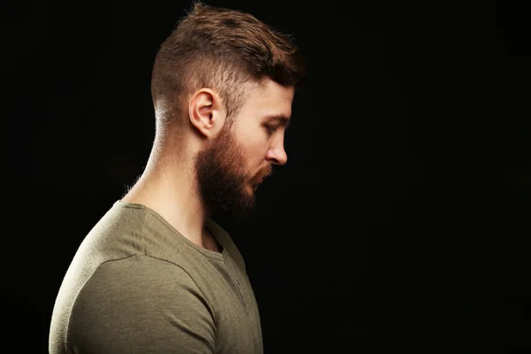 Schöner Mann mit Bart — Stockfoto