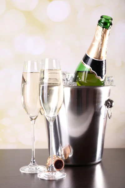 Champagne in bicchieri — Foto Stock