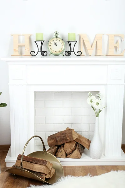 Fireplace with decorations — Stock Photo, Image