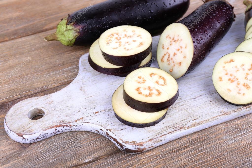 Chopped aubergines