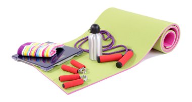 Spor malzemeleri halı üzerinde