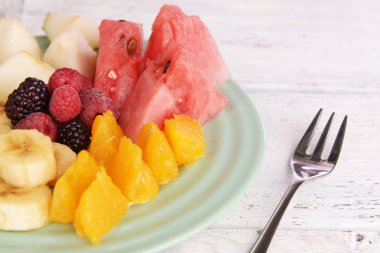 Meyveler ve meyveler