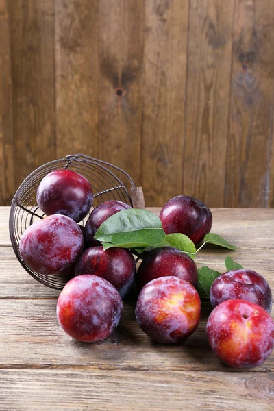 Sweet plums — Stock Photo, Image