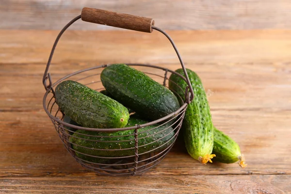 Cucumbers in basket — Stock Photo, Image