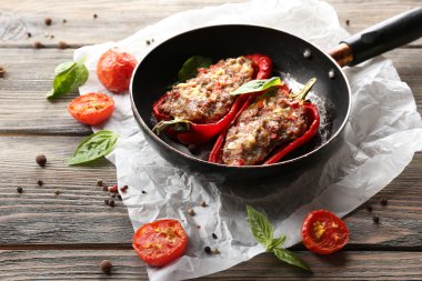 lezzetli biber dolması