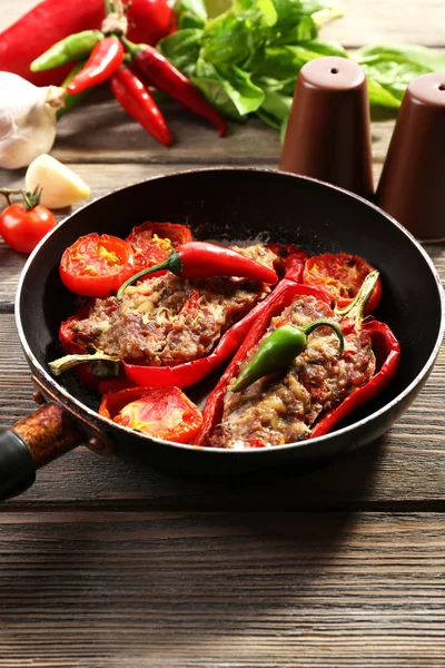 Fylld paprika med kött — Stockfoto