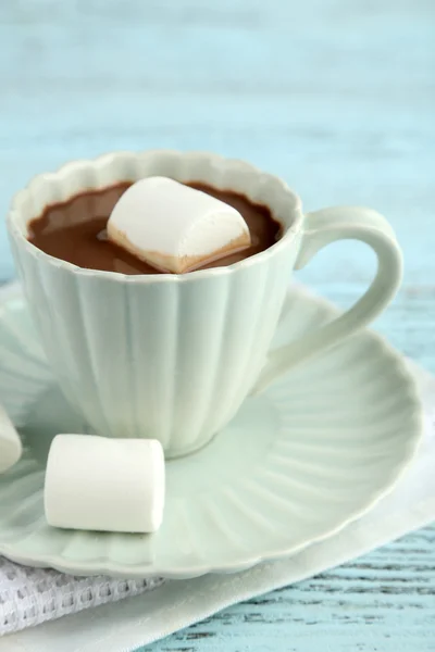 Heiße Schokolade mit Marshmallows — Stockfoto