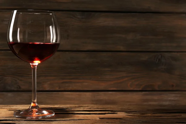Кубок червоного вина — стокове фото