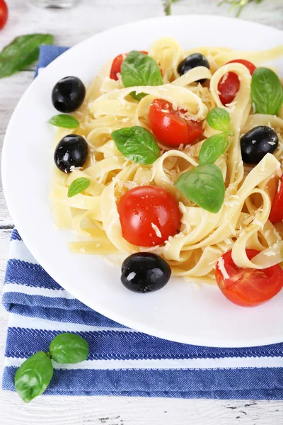 Spaghetti con pomodori — Foto Stock