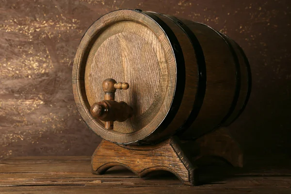 Barrel on wooden table — Stock Photo, Image