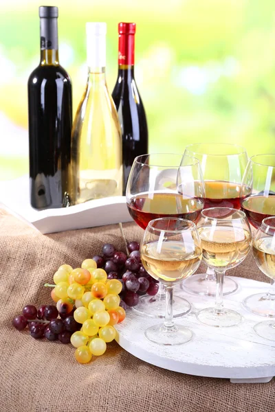 Bottles and glasses of wine — Stock Photo, Image