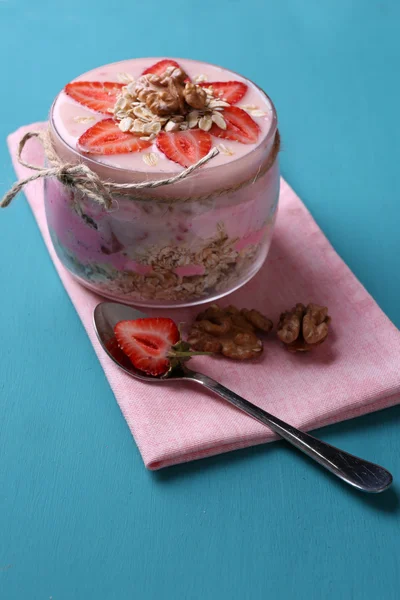 Desayuno saludable con yogur — Foto de Stock