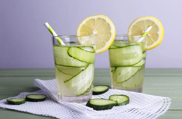 Glasses of cucumber cocktail — Stock Photo, Image