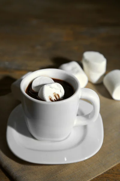 Chocolate quente com marshmallows — Fotografia de Stock