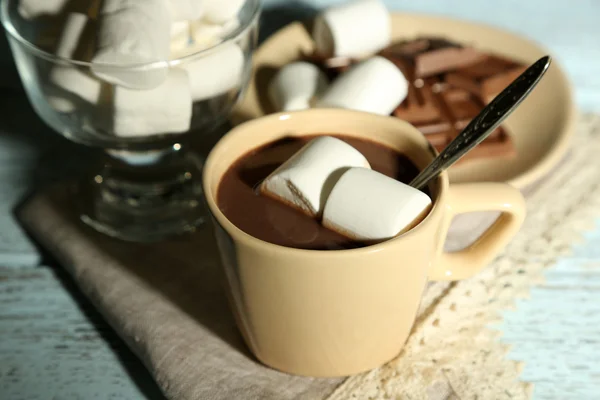 Chocolat chaud aux guimauves — Photo