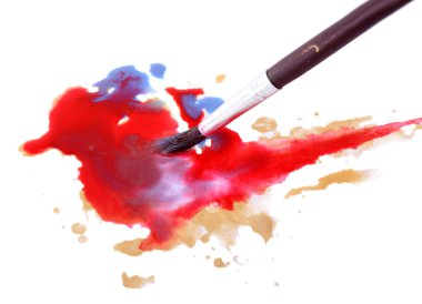 Fırça ve dökülen boya