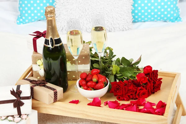 Romantische Stilleven met champagne — Stockfoto