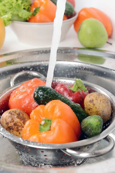 Wassen groenten en fruit close-up — Stockfoto