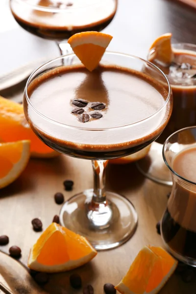 Espresso cocktail geserveerd op tafel — Stockfoto