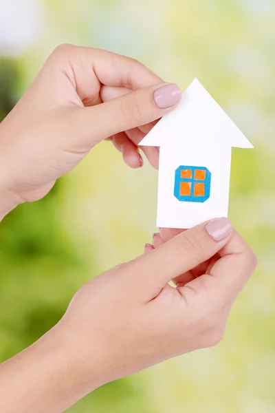 Hands holding paper house — Stock Photo, Image