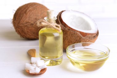 tablo açık renkli olarak Hindistan cevizi yağı