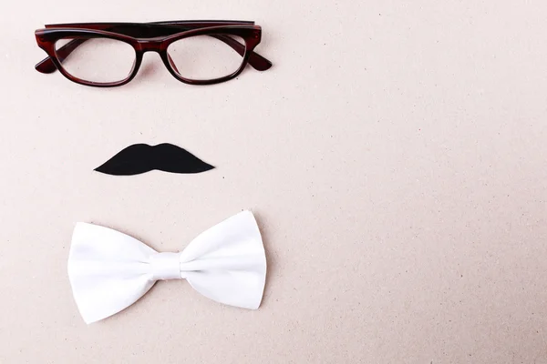 Glasögon, mustasch och fluga — Stockfoto
