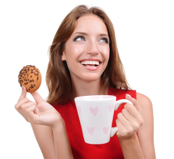 Mooi meisje met kop koffie geïsoleerd op wit — Stockfoto