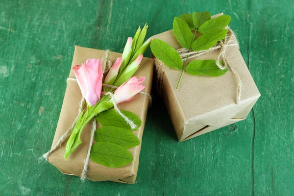Cajas de regalo artesanales de estilo natural — Foto de Stock