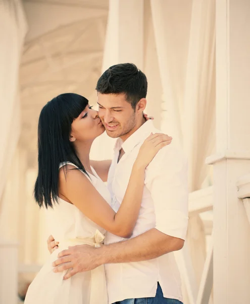 Hermosa pareja romántica — Foto de Stock