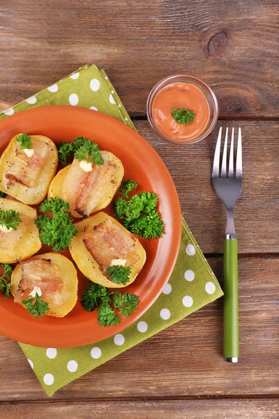 Bakad potatis med bacon — Stockfoto