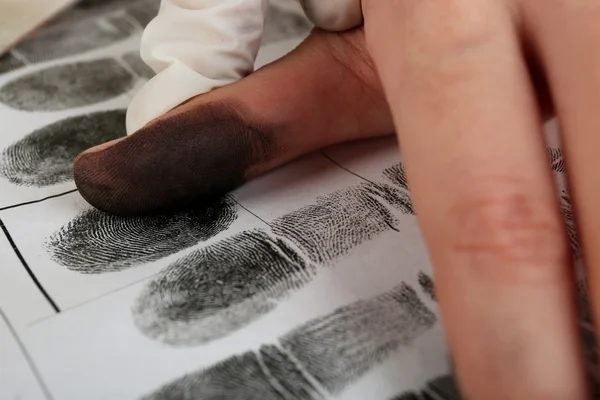 Fingerabdrücke nehmen — Stockfoto