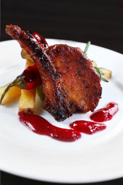 Kızarmış Kuzu pirzola