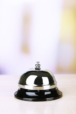 Masa üzerinde Resepsiyon zili