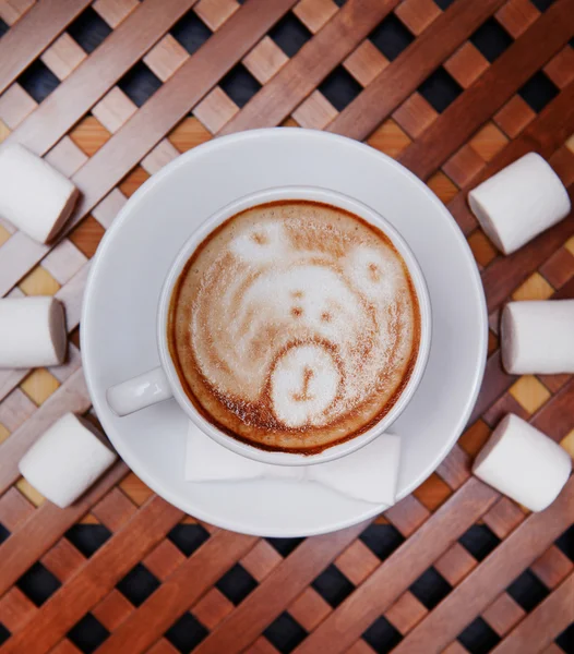 Tasse de café avec dessin mignon dans le café — Photo