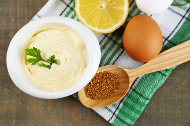 Limonlu zencefil çayı