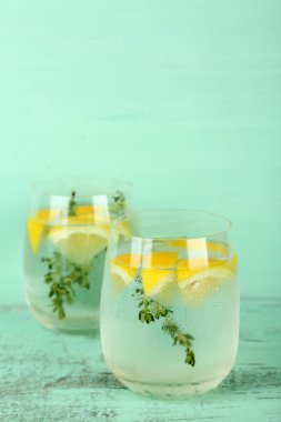 Lezzetli serin içecek limon