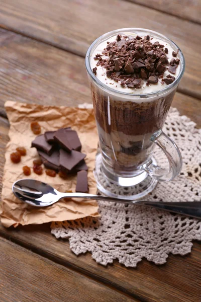 Yogurt, con crema al cioccolato — Foto Stock