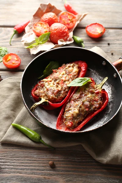 Delicious stuffed peppers — Stock Photo, Image