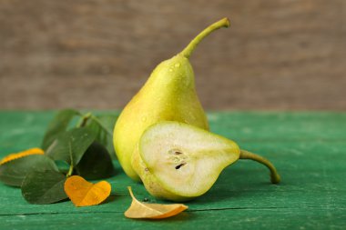 Olgun lezzetli armut