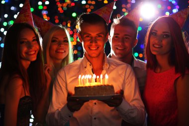 Doğum günü partisi Club